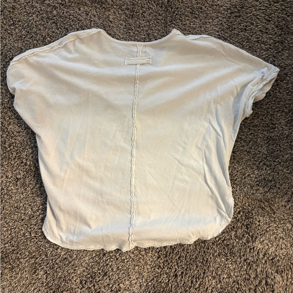 Button-Detail Women's Top - Picture 2 of 3